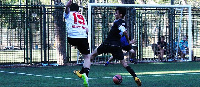 HappyFeet_FC's tweet photo. Posterlik fotoğraf ; ALP KAYRAL! #SelamDur http://t.co/5hUmK7lT5s