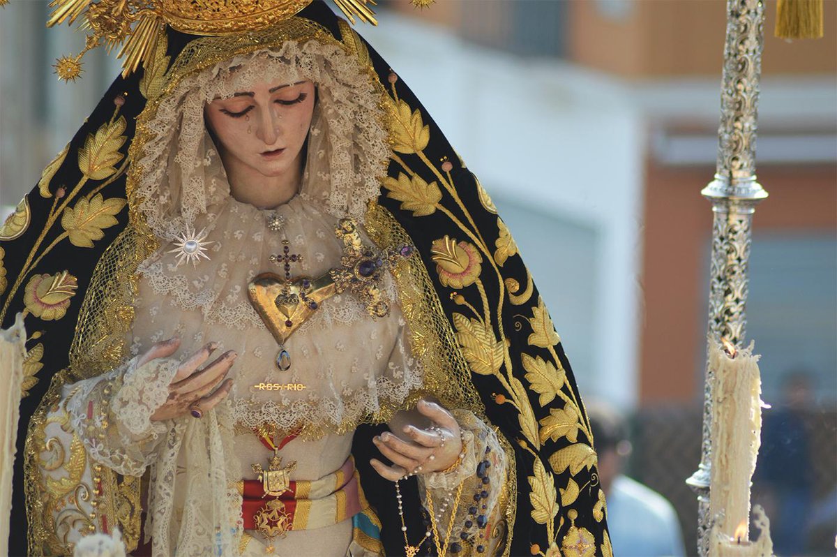 La <a href="/hdaddemontesion/">Monte-Sión</a> barajará a partir de Noviembre restaurar a la Virgen del Rosario.