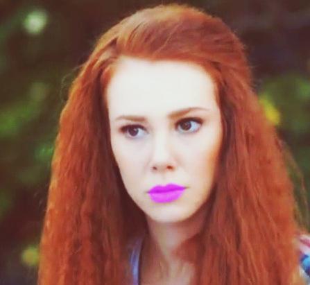ShopcuGencler's tweet photo. defne iconlari rt faw ali :) #kiralikask http://t.co/I2lFIDgNcC