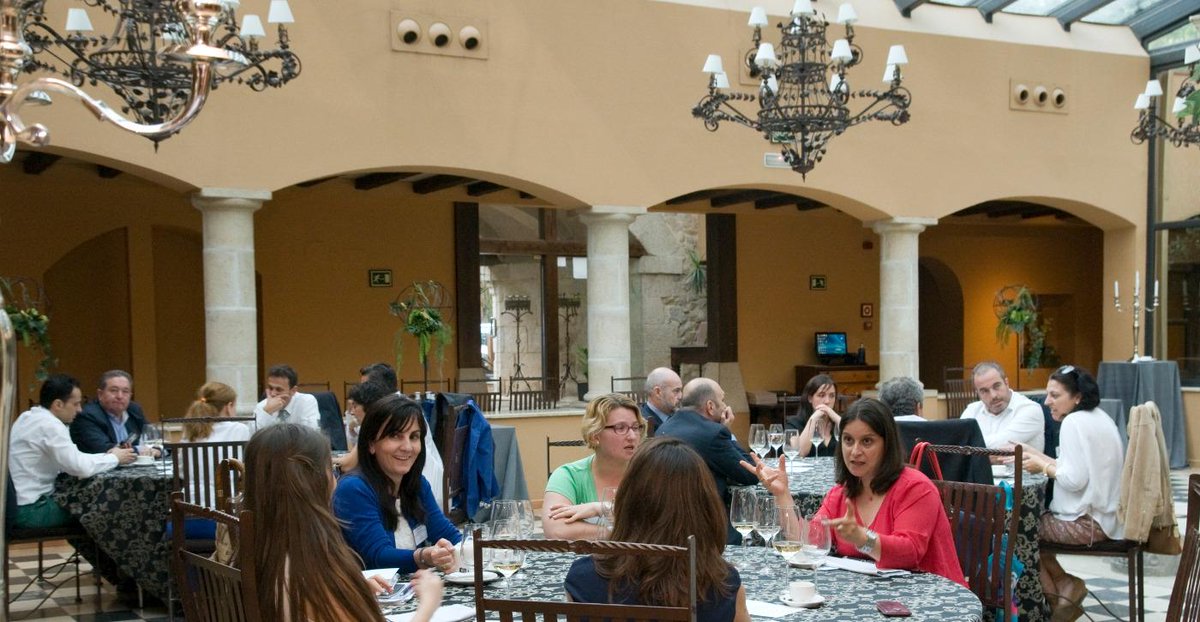 QualitySpa's tweet photo. Felicitaciones @EncuentroQ por la gestión del último evento "Retos y Tendencias: lencería y lavandería hotelera" http://t.co/L3VbRHRsIF
