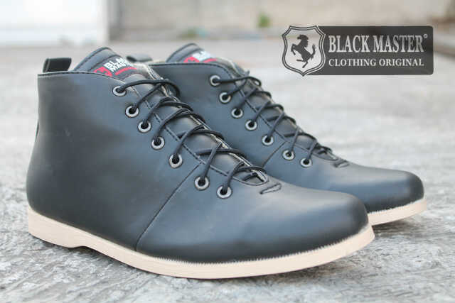siddiq_azper's tweet photo. BM Brodo htm  ready sz: 39- 44  190rb
 yg ada orderan monggo merapat barang Ready chat: 56F7 EAD8/ 08978405881 http://t.co/TLG26ODz10