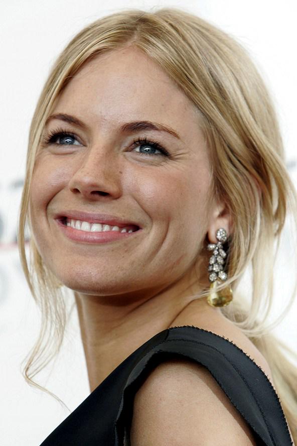 Actress Sienna Miller: Latest news, Breaking headlines and Top stories ...