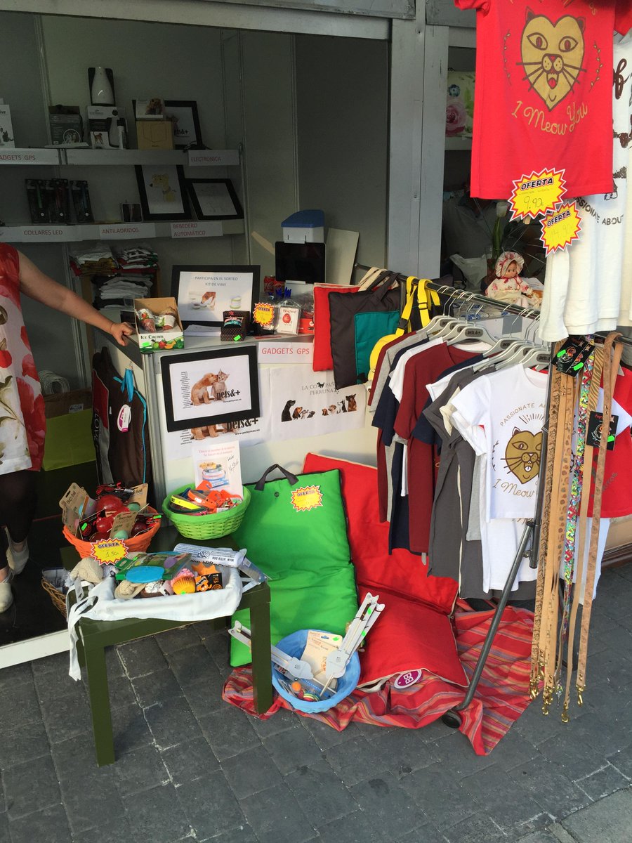 Perrete_Pets's tweet photo. Exitazo en la #FeriaDelComercio de Pozuelo!! http://t.co/ck0SMosbGF