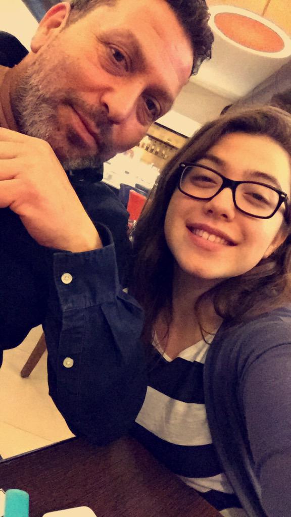 BassetCeline's tweet photo. Thank you for everything ! 💙 i lovee you😍🌎 http://t.co/xhlEZxghpk