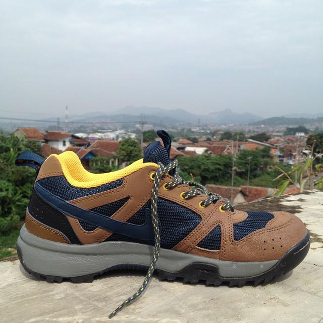 secretrockbdg's tweet image. Nike rongbuk brown 2nd 
Size 42 
Harga 380.000 - nett
Kondisi : 94%

#jualsecond #jual2nd #jualnike #jualnikesecond…