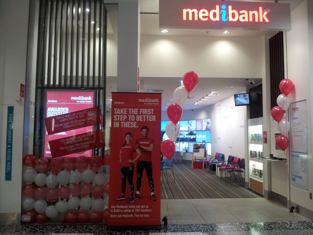 MinaGenBetter's tweet photo. Hornsby RC #BalloonsForLuck #LastWeekOfJune #Medibank @growingNSW @NSWRevolutionHQ @KimberlyZhao @priyagenbetter http://t.co/XiT56ZXXrw
