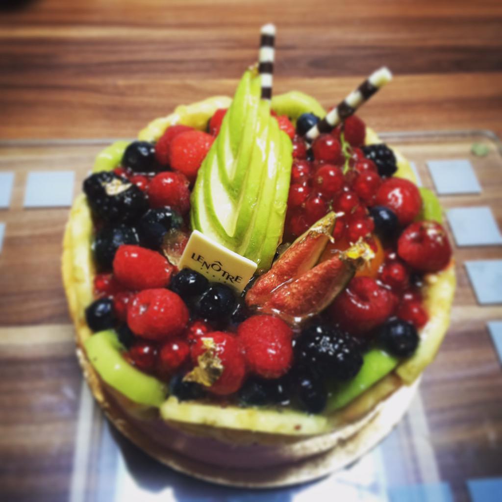 juliane_schmidt's tweet image. #birthday #cake #lenotre