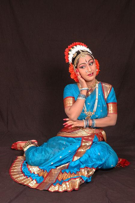 PranamyaArts's tweet photo. http://t.co/nb2SdDAPUB