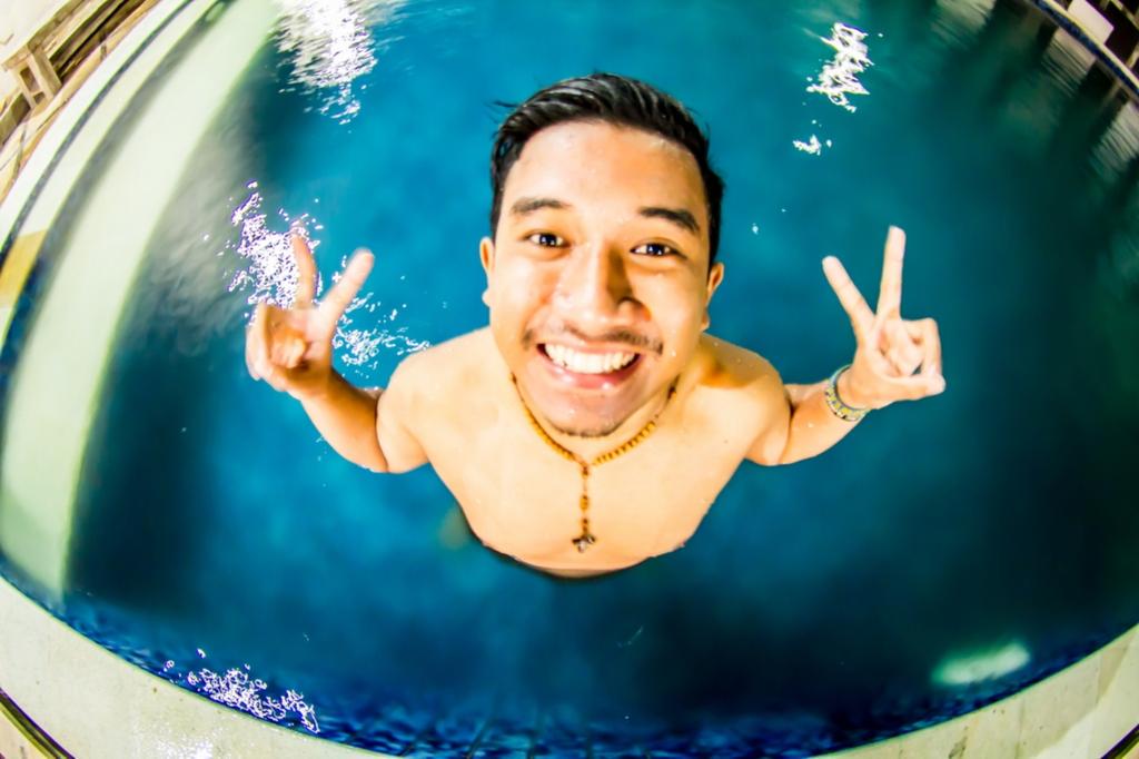 VitalisBintang's tweet photo. @IDmensbiore RENANG YAK 🏊 #BioreGoForIt http://t.co/S1LbggM2Pu