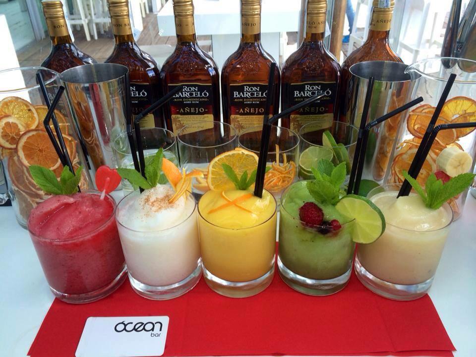 oceangijon's tweet photo. ¿Ya tienes plan para la noche de #SanJuan2015? Puesta de sol, cena y #daiquiris. Planazo, ¿o no? #gijon http://t.co/TC2j7AeXV8