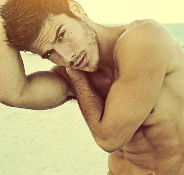 Man Candy tweet media