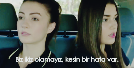hande_ercel's tweet photo. biz ikiz olamayız http://t.co/XACHXvfjVl