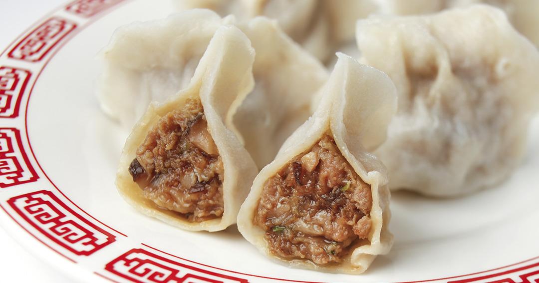 grubstreet's tweet photo. We're getting a cookbook from the chef behind #DumplingGalaxy: http://t.co/9zh806mKOJ http://t.co/JdJGioN1jT
