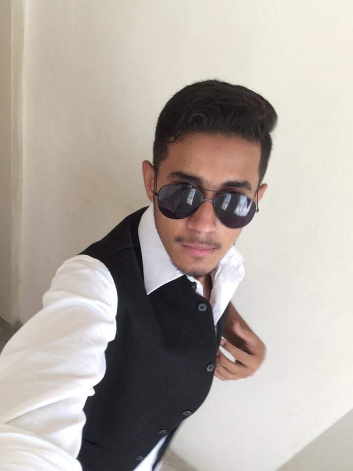 Kha74Raja's tweet photo. http://t.co/JBzzvJM308