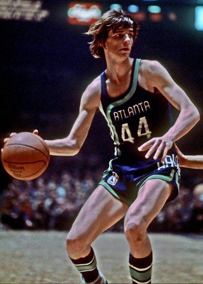 Happy Birthday to the legend Pistol Pete Maravich. Guy who was way ahead of his time. Helped revolutionize the game 