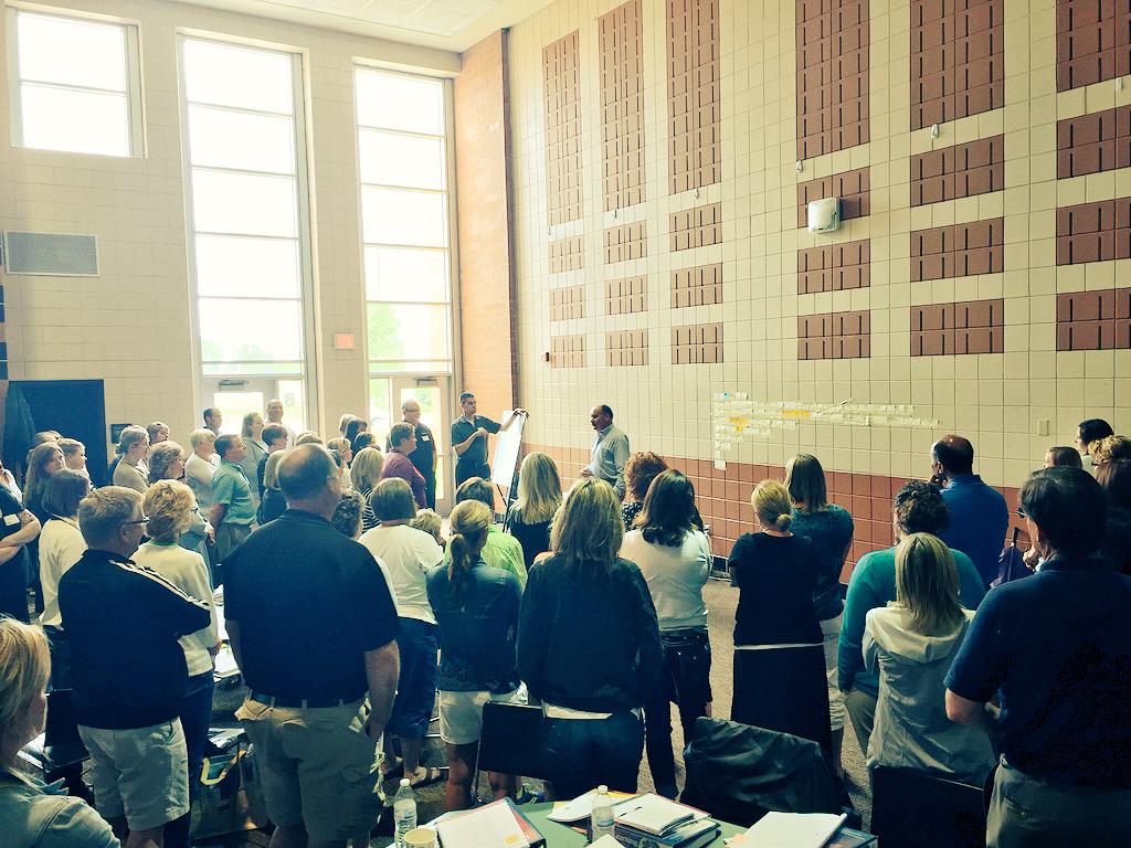 StatsMonkey's tweet image. Never underestimate the power of the sticky note for data collection! #langfordlearning