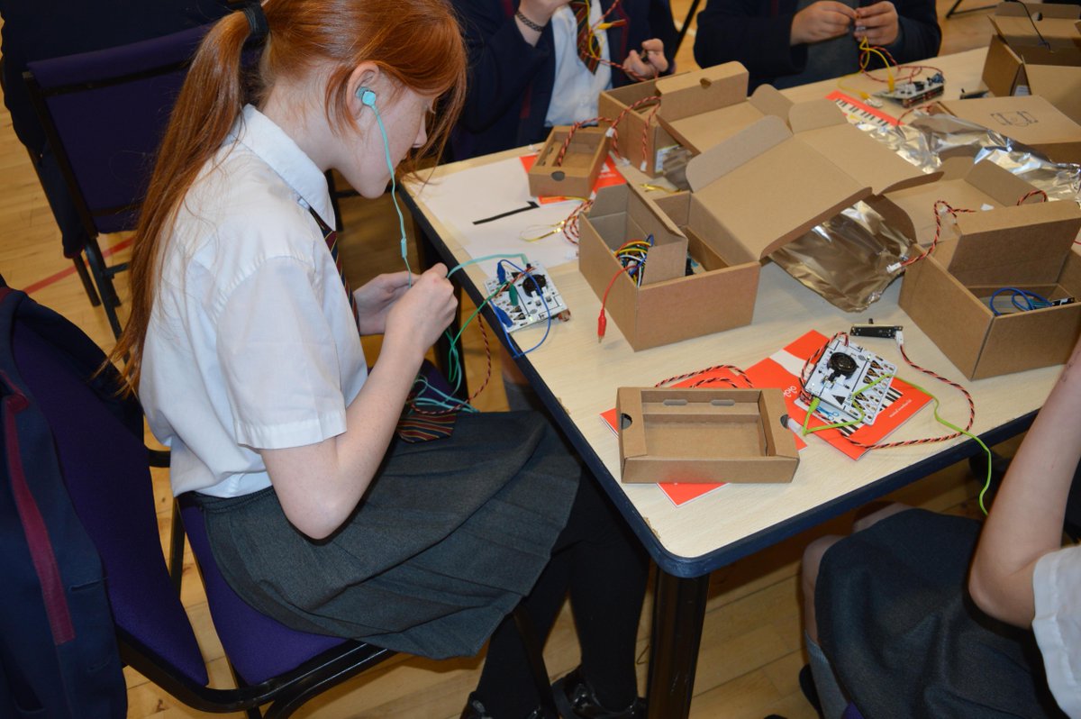 Rachel McDermott tweet media