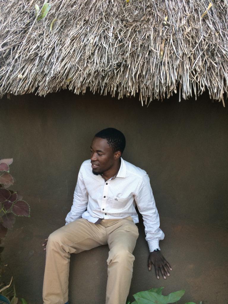 Shipululo's tweet photo. YOUTH of Mukuni Village in the
Kazungula District of  Southern Province in Zambia. The Study of African livelihood http://t.co/6UlVi5jU1C