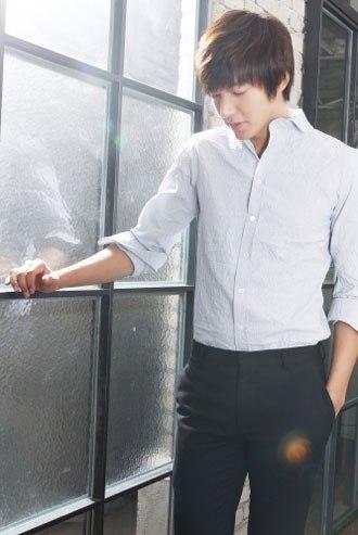 Happy Birthday, lovely Lee Min Ho!  You are the best, I love you very much, my dear City Hunter   