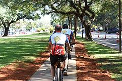 java's tweet image. Geek Bike Ride in São Paulo, Brazil before #JavaOnebr #Java oracle.com/javaone/br-en/