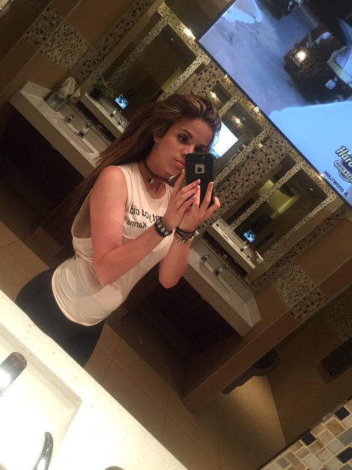 Casino bathrooms are cool #Miami #hardrockcafe http://t.co/bPOx1xbbVZ<a href="/tag/miami"class="tags">#Miami</a><a href="/tag/hardrockcafe"class="tags">#hardrockcafe</a>
