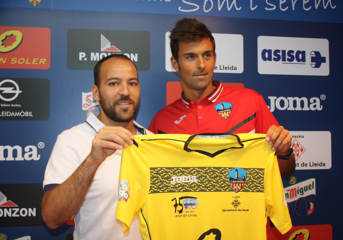 Lleida_Esportiu's tweet photo. Iván Crespo: "Lluitaré perquè el Lleida torni a la Lliga de Futbol Professional"
http://t.co/WS7hvdIlUX http://t.co/0UC7Dy3MGW