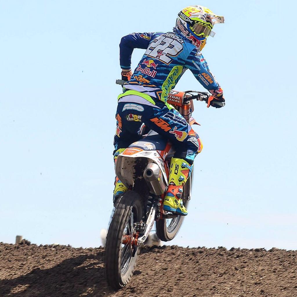 Cairoli picked up 22 important championship points.He manage to finish 14&amp;6th with his broken left arm!Get well soon!