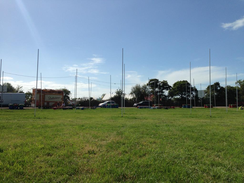 dmatlotr's tweet photo. Some band members decided to play football here yesterday. Flag Poles 1 Guitarist ( @theconstermcfc ) 0 http://t.co/GOXqVfBUCw