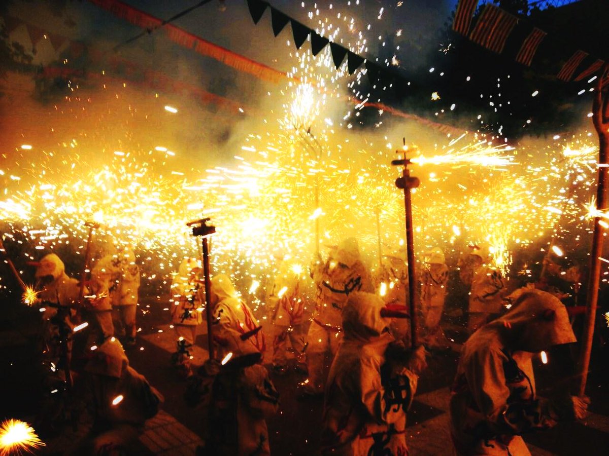 Ahir vam celebrar el cinquè aniversari de la nostra colla infantil a #Cambrils!! Moltes gràcies a tots!!