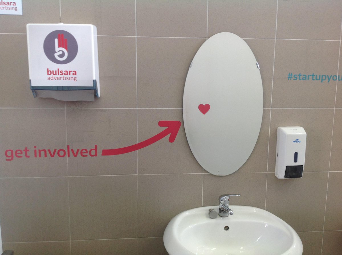 LVentureGroup's tweet photo. Our new #disruptive toilets! @EnLabs Thanks to @BulsaraAdv #startupyourself http://t.co/rnVkYjuBpC