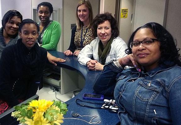 Womens_eNews's tweet photo. Detroit's Mother Nurture Program Shrinks Breastfeeding Disparities http://t.co/z8oc1bSyr6 @BMBFA @WABAsecretariat http://t.co/04Vslr1Wta