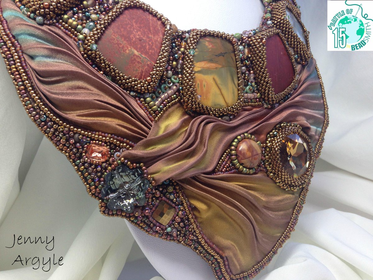 madaboutmaths's tweet image. I can now reveal my entry to the Battle of the Beadsmith facebook.com/media/set/?set…