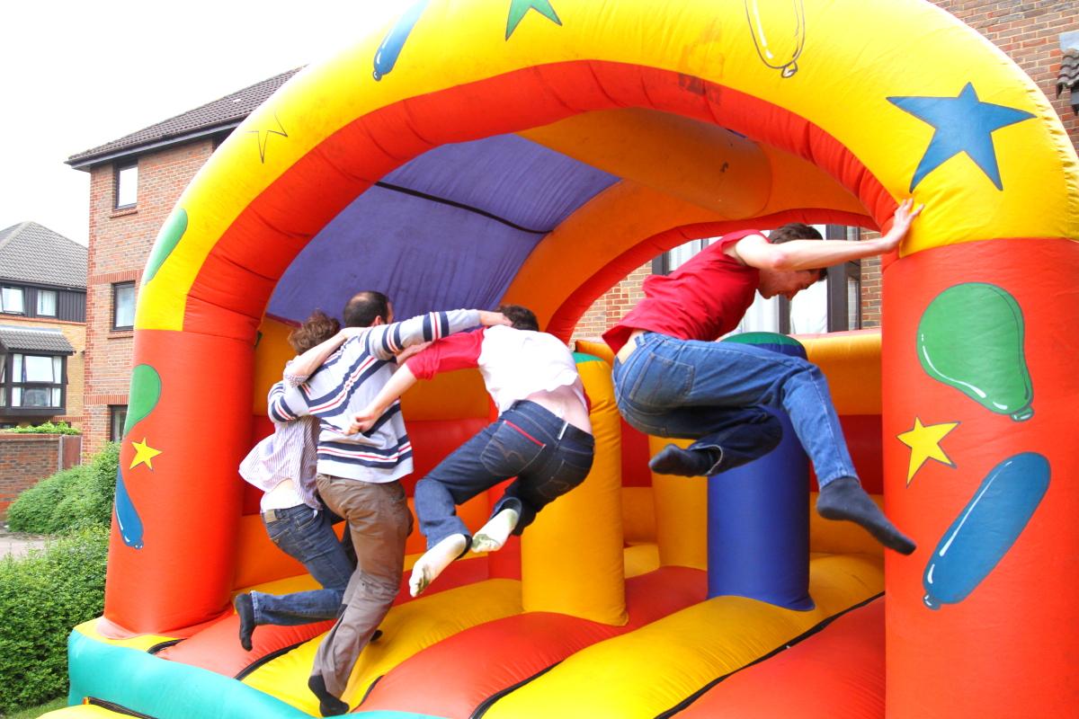 Haleymo's tweet photo. 2 days 'til #pipecon! Get ready for some serious #B2B learning &amp; carnival-themed partying http://t.co/Q4EWB2GxiO http://t.co/JcKeOW4yrU