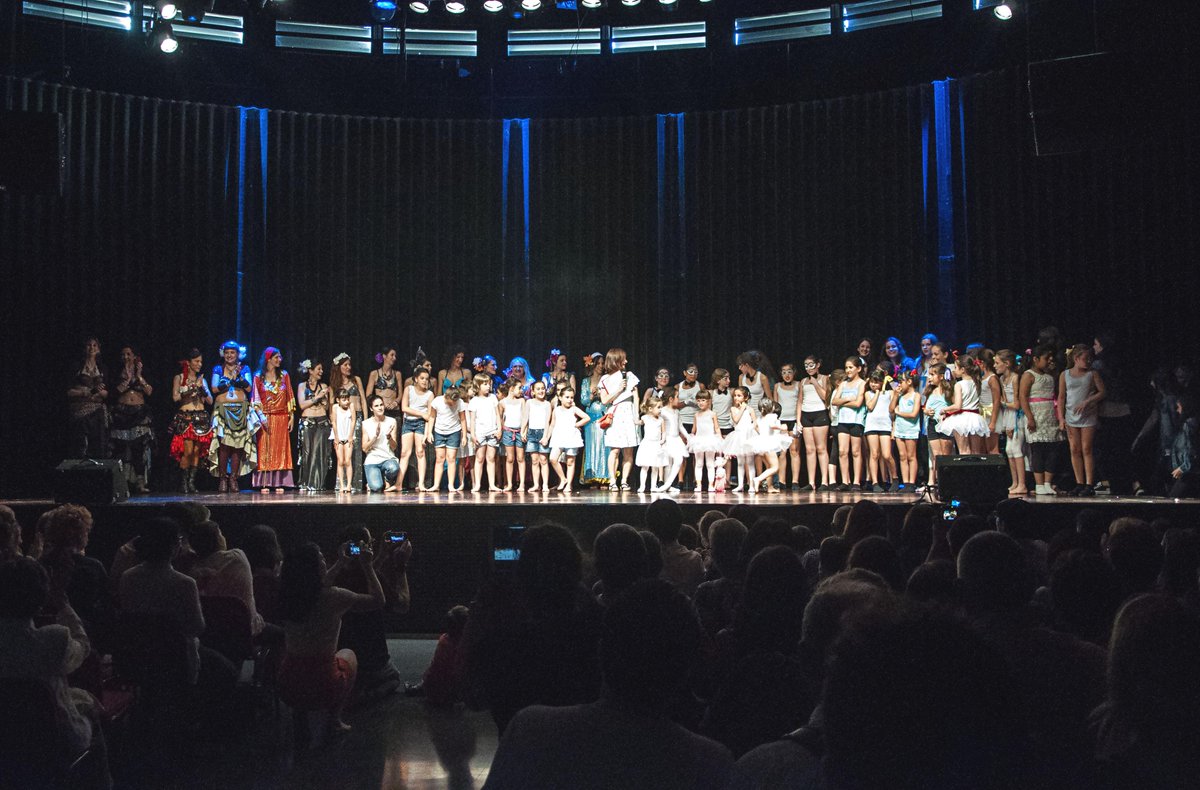 culturalwindow's tweet photo. AMIG@S,DESDE@culturalwindow , QUEREMOS AGRADECEROS VUESTRA PARTICIPACIÓN EN EL FESTIVAL DE FIN DE CURSO¡BUEN VERANO! http://t.co/BuFEoiVQtQ