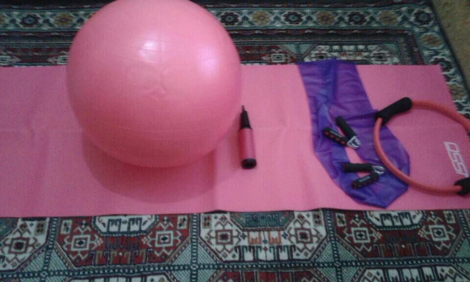 GulizarKural's tweet photo. Birazda plates yapalım :-) (@ Gülizar home) https://t.co/jHF8vZF1pg http://t.co/uF6AOmIZcD