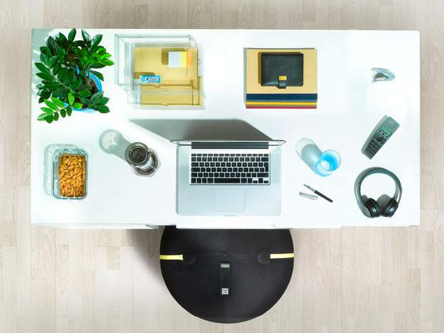 MensHealthUK's tweet photo. 8 ways to lose weight at your desk http://t.co/JqhrGltELl http://t.co/WDCP5OtRx1