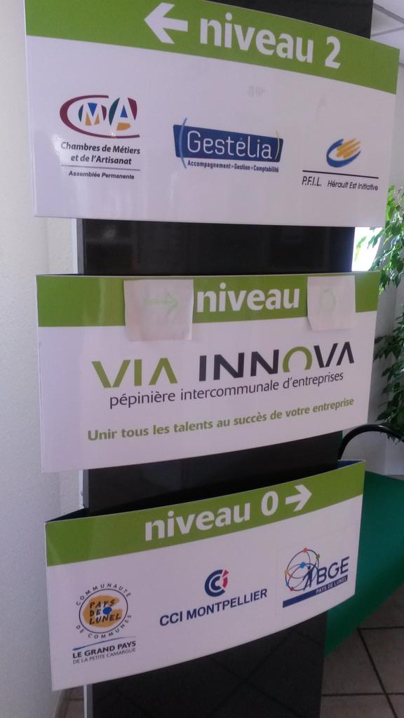 DutsadiB's tweet photo. Bienvenue dans le réseaux @viainnova @SYNERSUD @Entocoopa ;) http://t.co/JxFu4XSh3T