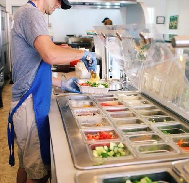 GoGoFreshFood's tweet image. What's better than our baked empanadas, homemade soups &amp;amp; salads?Getting them for less @Groupon ow.ly/ODvT2