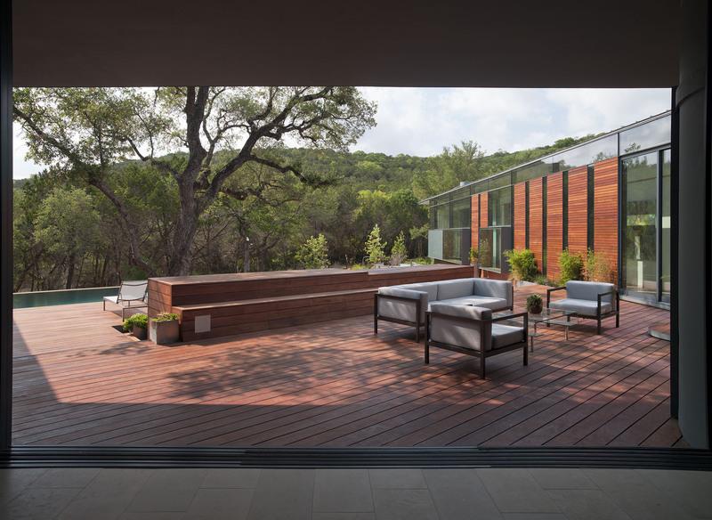 BercyChenStudio's tweet photo. A2-1: We tend to create a continuum between the indoors and outdoors by utilizing large openings. #ModernMonday http://t.co/nCvZZOnG7s