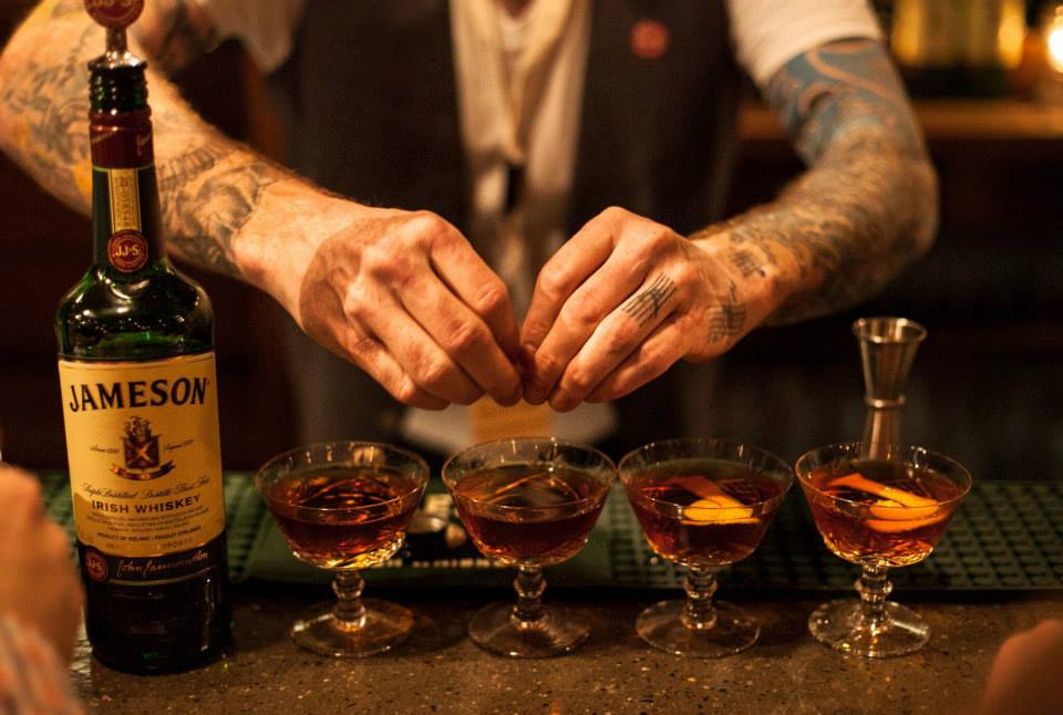 RT <a href="/gastown/">mygastown</a>: Tomorrow night, <a href="/theportsidepub/">The Portside Pub</a> will host the Ninja Flair Bartending Competition. bit.ly/1NfxSjU