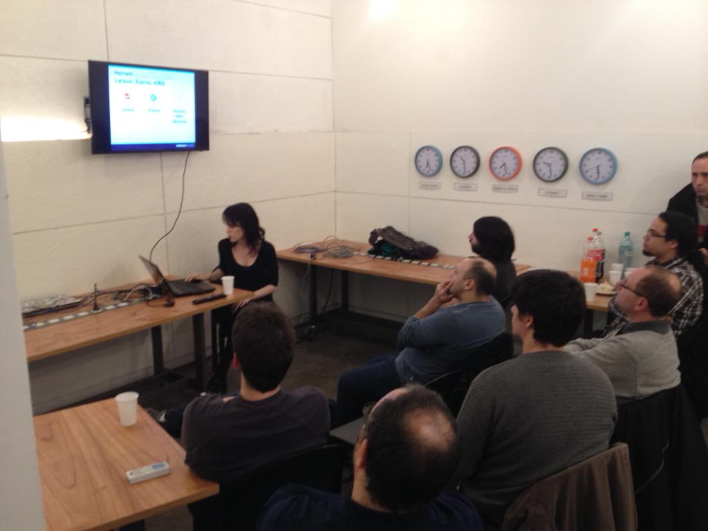 LaravelBa's tweet image. ¡Meetup 12 de @LaravelBa! full house @p4bloch!