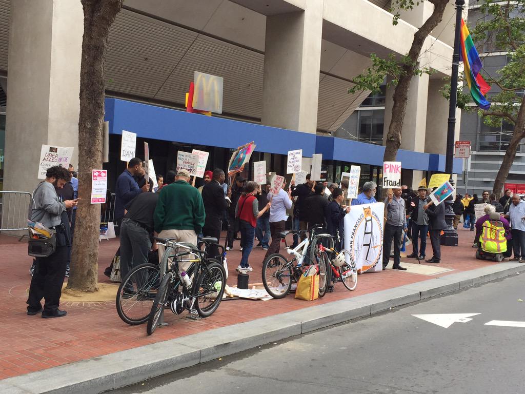 jackhutton's tweet image. #uberprotest @Uber offices in #SF - workers rights #sanFrancisco #uber 2 of 2 Large police presence as well