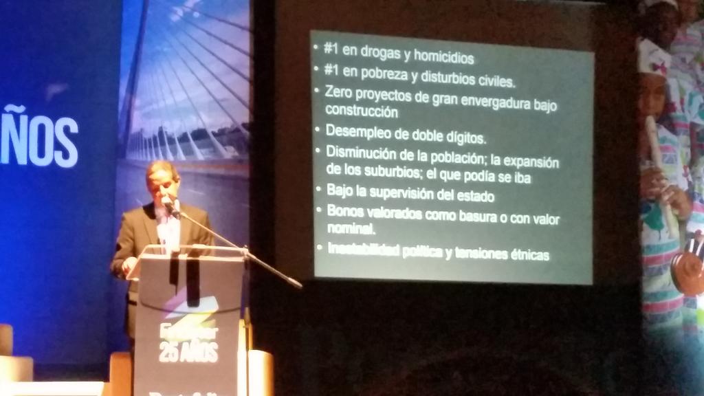 DuarteDuarte's tweet photo. @Manny_A_Diaz ex alcalde de Miami en #25AñosFindeter compartió "un cómo" transformar a una ciudad recibida en crisis. http://t.co/VolCTLtFj9