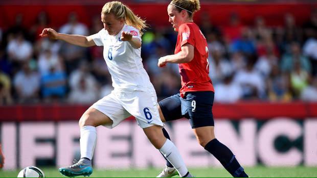 BarclaysWSL's tweet photo. FT: @england 2-1 Norway. It's the defenders making the headlines tonight. Goals by Houghton &amp; Bronze #Lionesses http://t.co/jCyqhYDonE