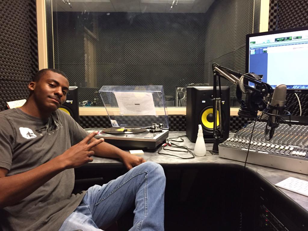 KCOUrecording's tweet photo. @vern_percy3 working on creating new promos with old vinyl! http://t.co/kdtj96QLto