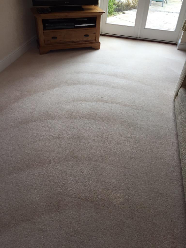 AjLynchservices's tweet photo. 100% wool cleaned up for the summer 😀👍👌 http://t.co/gNhvVTPJJP