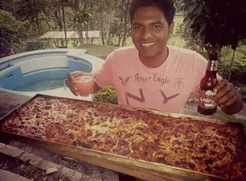 boothgalo's tweet photo. @SalvadorNasrala 
#YTodoElMundoABrindarPorElAguante http://t.co/HnQJMCjnps