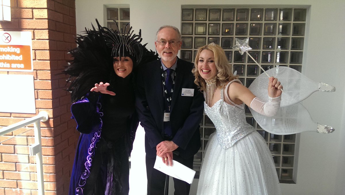 PhilParramore's tweet photo. @RussHogarth of @CCG_UK with @prestguildhall panto stars @JacquieLeonard &amp; @HayleyHassall #newseason #lancashirehour http://t.co/V4oiycFbu1