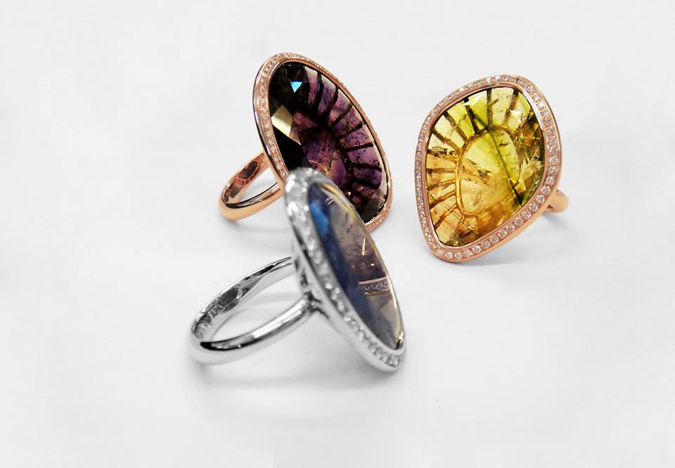 Anselmo_1910's tweet photo. Já conhece a coleção #ExoticColors da @monseojewels? Venha descobri-la nas joalharias #Anselmo1910. 
Foto ©Monseo http://t.co/9FOSGzUPyv