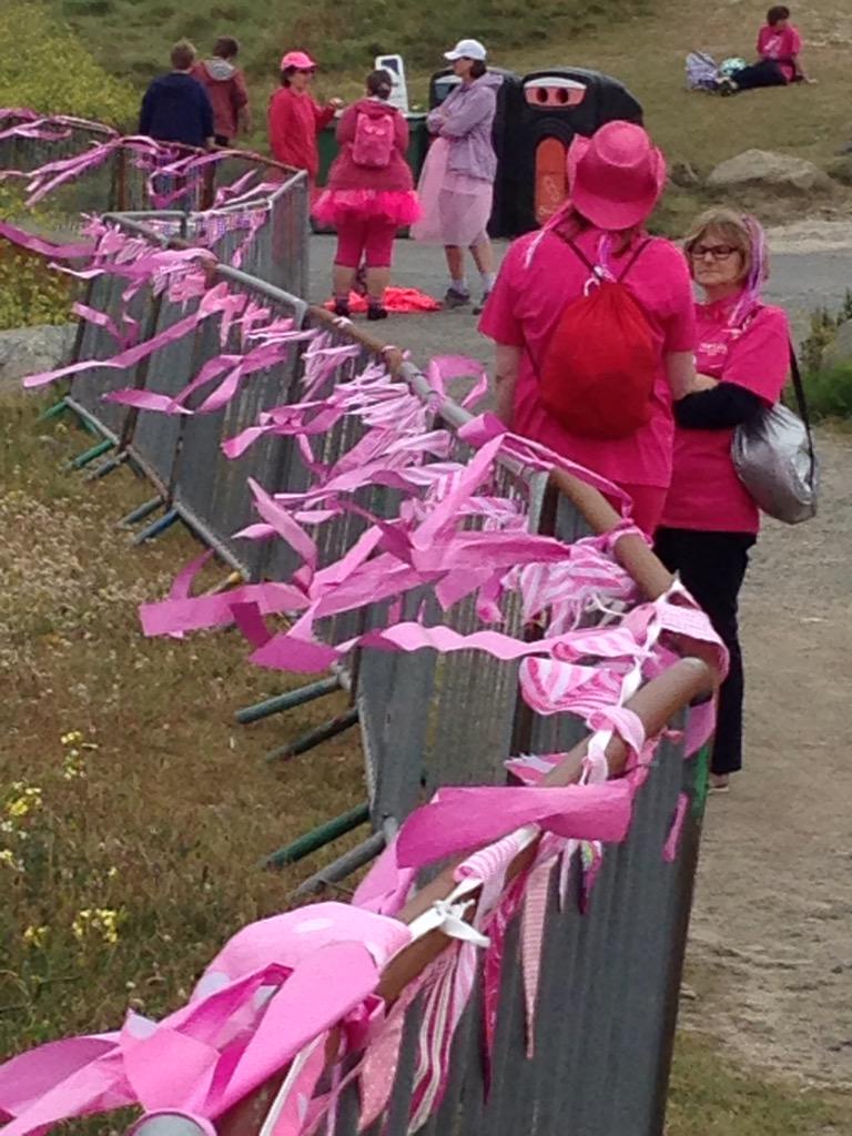 Great photos in <a href="/GuernseyPress/">Guernsey Press</a> today. Never enough pink for us :) #sunsetwalk2015 thanks lovely ladies 💖